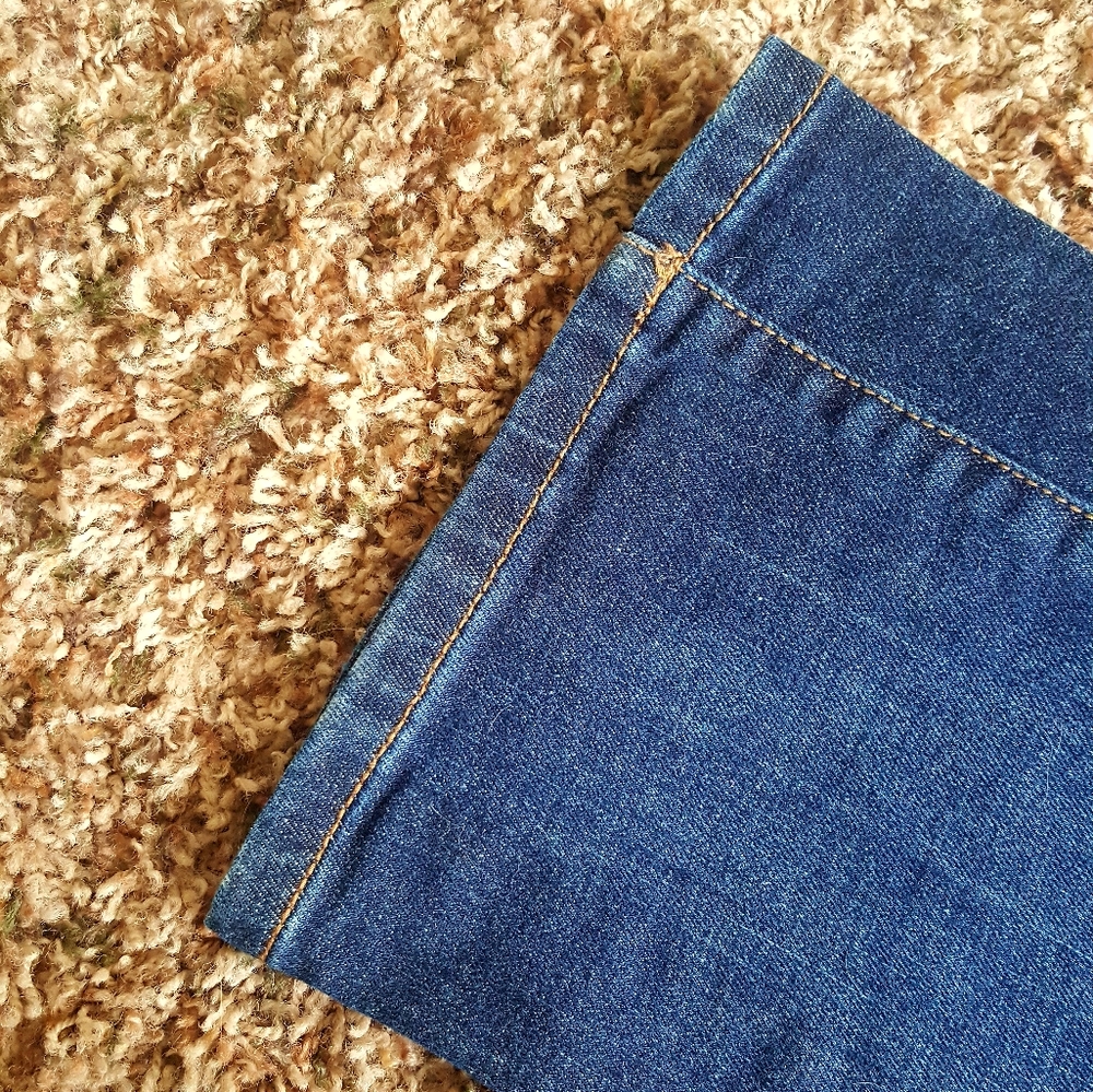 Joe's Jeans Mini Bootcut - Picture 5 of 12